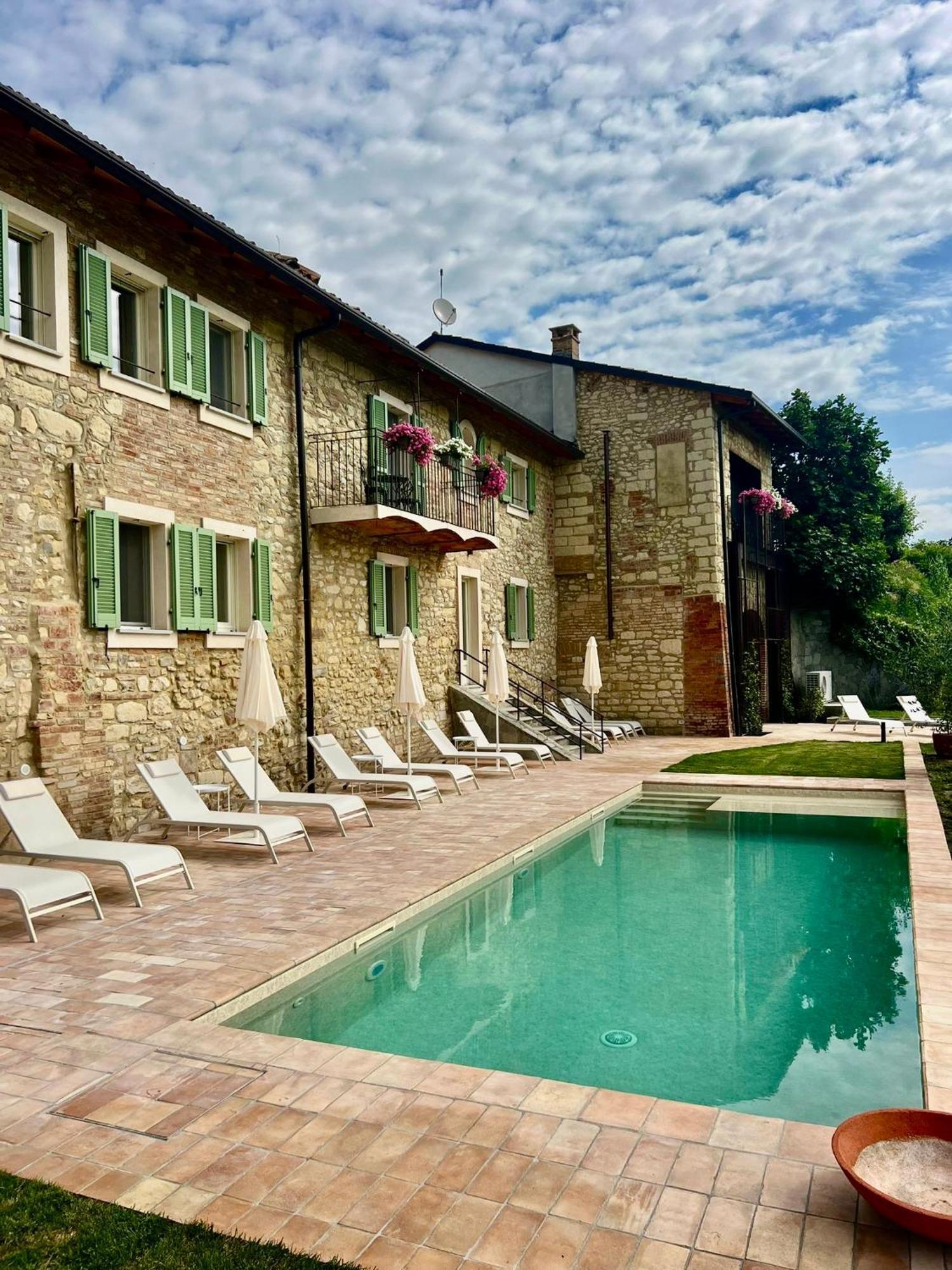 Relais Dal Cavaliere Hotel Castellino  Exterior photo
